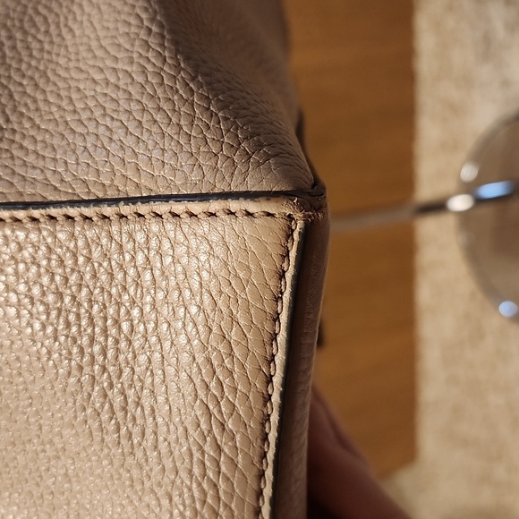 EUC Tory Burch McGraw Large Leather Carryall Tote - Picture 10 of 17